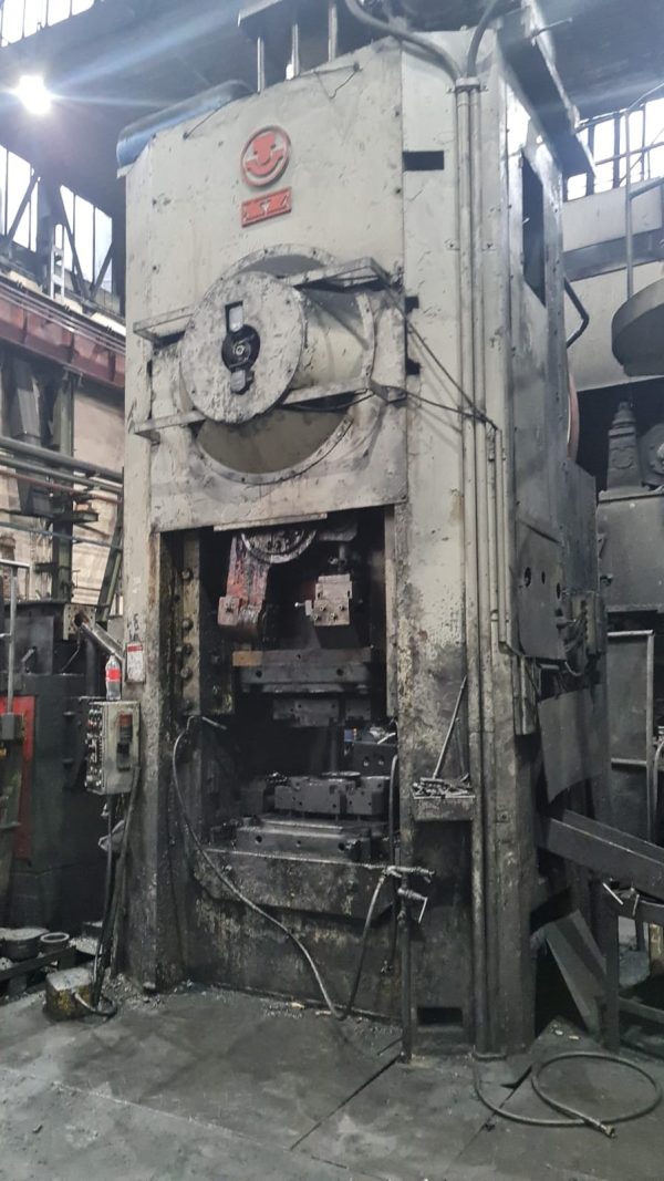 Smeral LKM 1600 ton