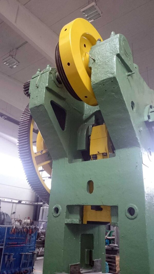 Eumuco SP100 1000 ton - immagine 4