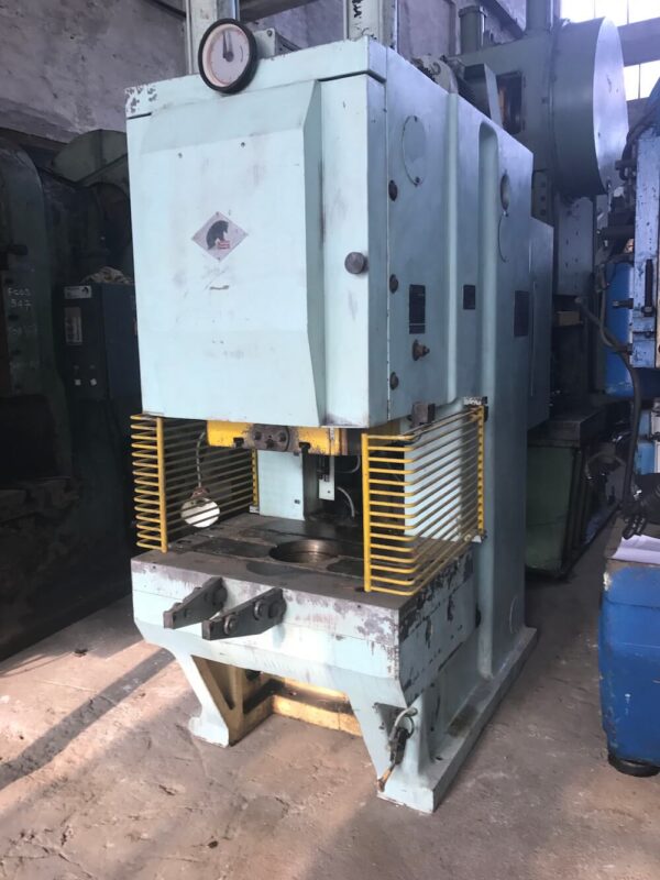 Russa 100 ton