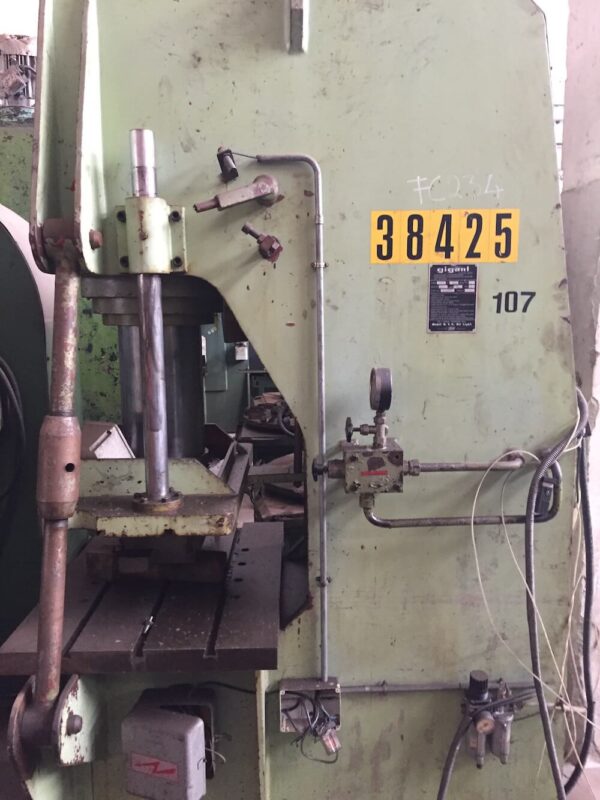 Gigant 80 ton