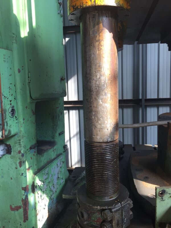 800 ton a 4 colonne - immagine 3