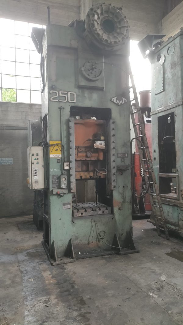 TMP KA2534 250 ton